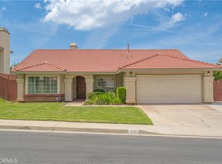 112 Morningside Ln, Redlands, CA 92374