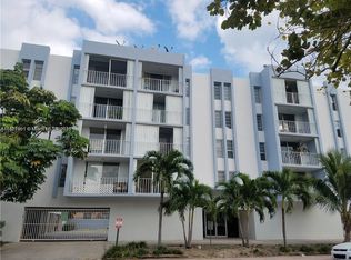 7705 Abbott Ave APT 303, Miami Beach, FL 33141