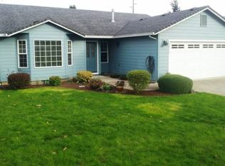 33875 E Columbia Ave, Scappoose, OR 97056