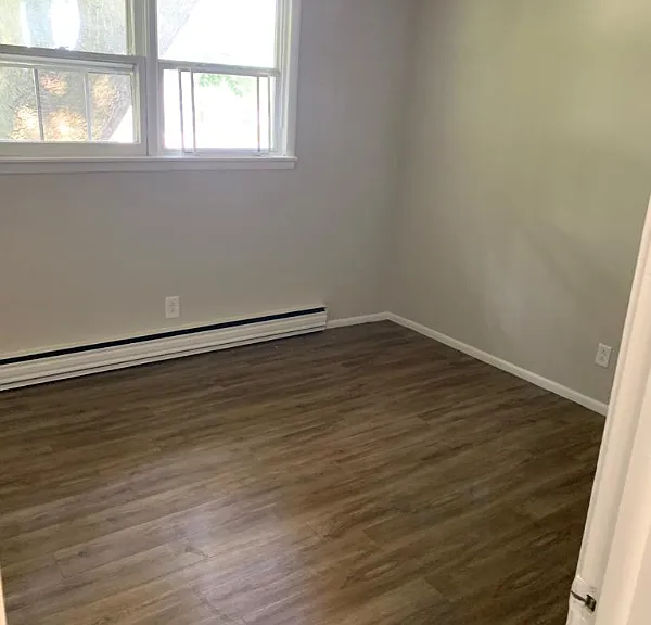 1017 N Schuyler Ave #3 — Photo 2
