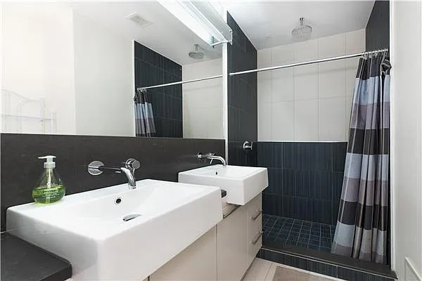 Rented by Platinvm Property Group New York | media 21