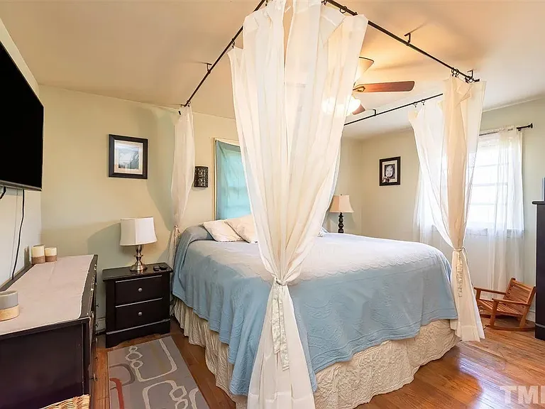 403 E Jewett Ave — Photo 5