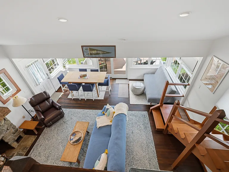 11 Cedar Dr — Photo 25