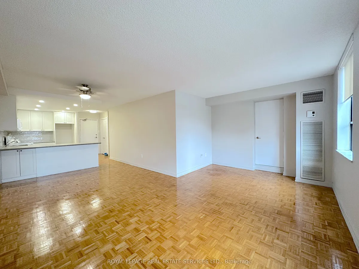 Building Photo - 190 Clark Blvd #807