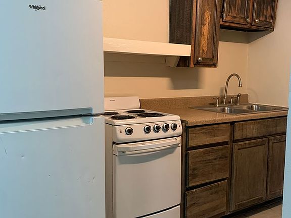 5th image of 9-23 E 34th St #17A