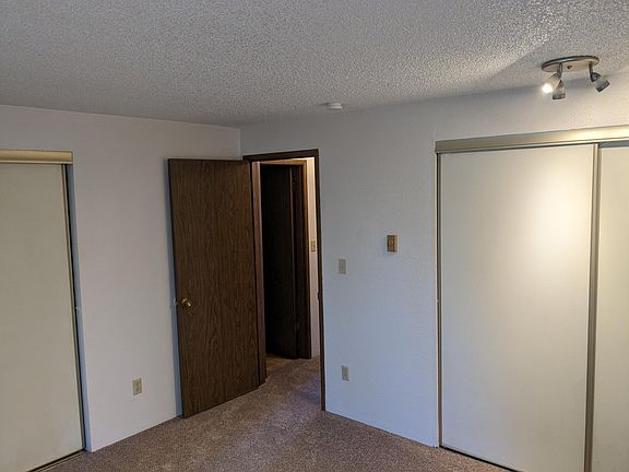 5th image of 1220 E St SE APT 8