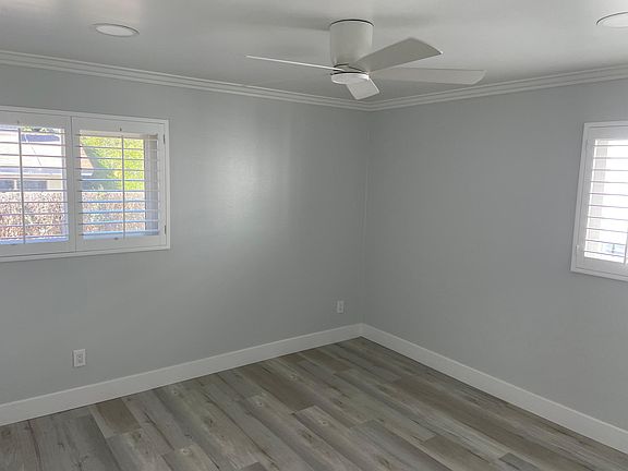 3rd image of 11224 Exeter St