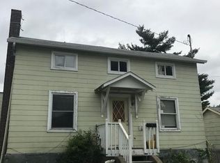 919 Poplar St, Muscatine, IA 52761