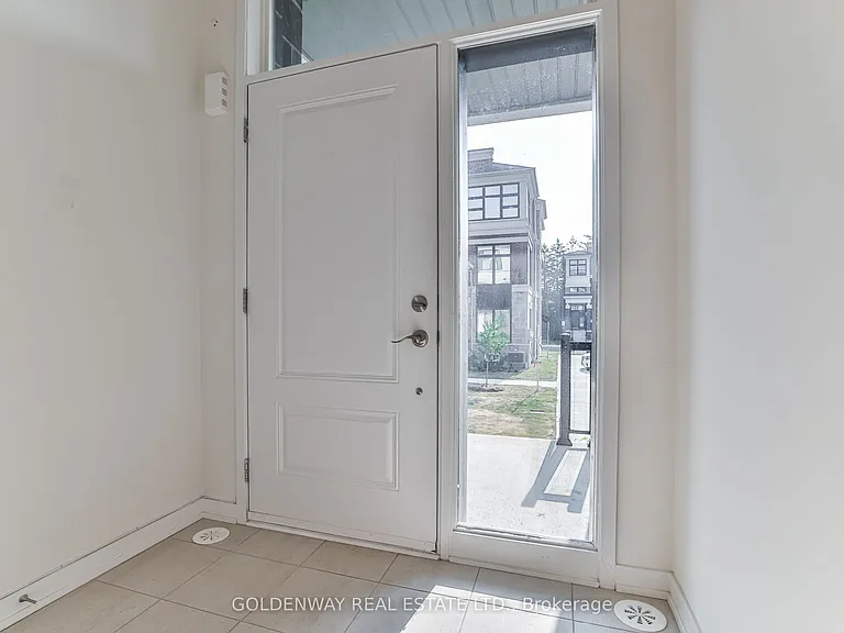 31 Wuhan Ln — Photo 3