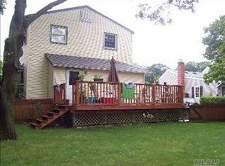 1339 Whittier Ave, Merrick, NY 11566