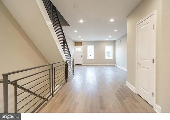 1 bed, 1856 sqft, $850 — Photo 1