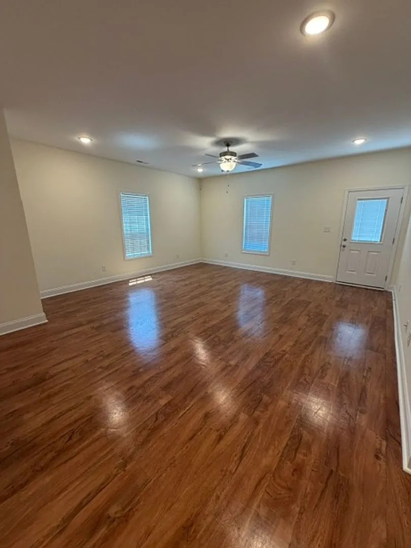 2-bedroom, 2-bath Home — Photo 3