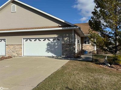 106 Lakeview Meadows Ct, Clear Lake, IA, 50428