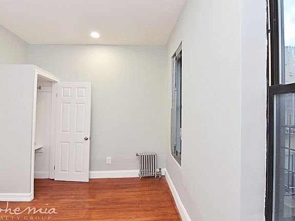 4th image of 2546 7th Ave APT 19