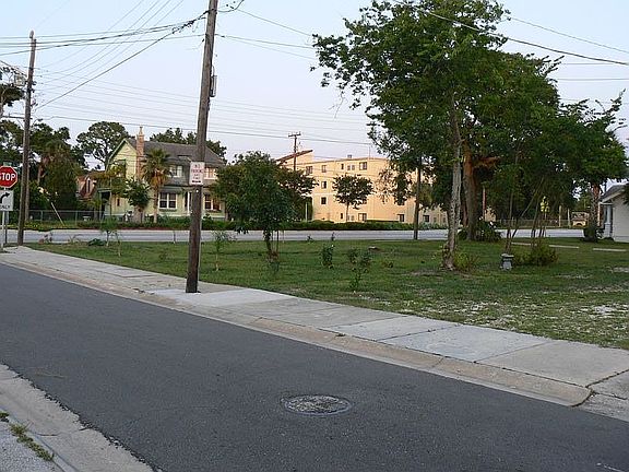 Looking toward US 1