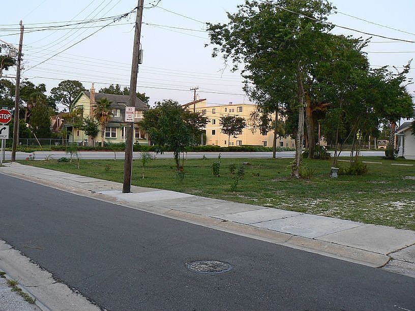 Looking toward US 1