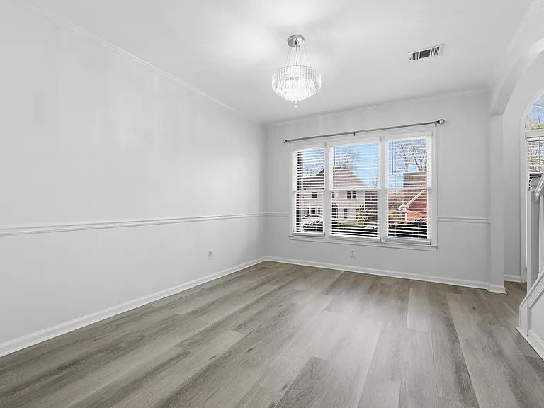 1150 River Overlook Dr — Photo 6