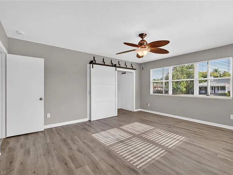 1420 Maravilla Ave — Photo 26