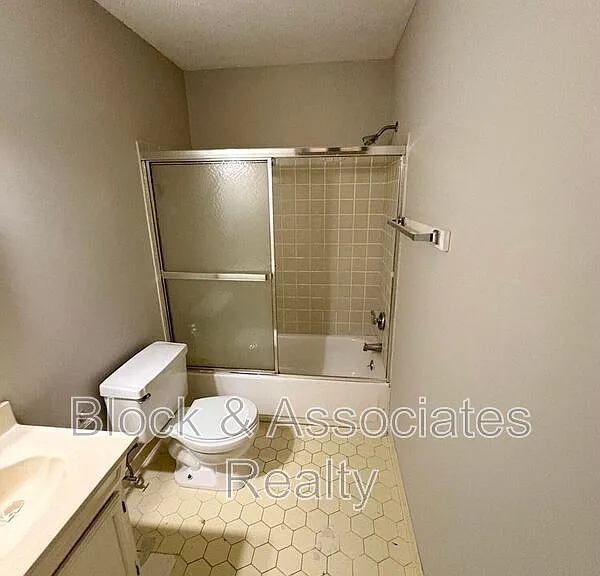 4609 Grinding Stone Dr #D — Photo 10