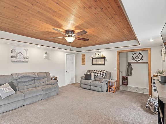 3rd image of 204 N Ray St