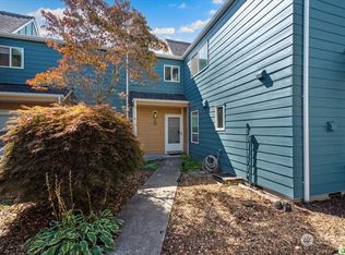 8454 26th Ave SW APT B, Seattle, WA