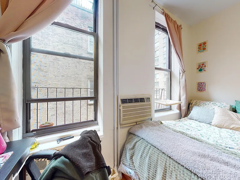 1662 1st Ave #4N — Photo 6
