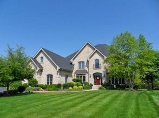 3N868 John Greenleaf Whittier Pl, St Charles, IL 60175