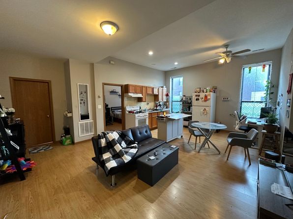 3049 S Parnell Ave #2