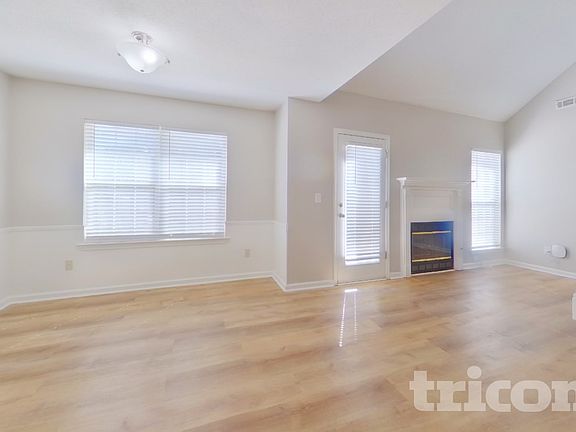 4th image of 120 Allen Oaks Way
