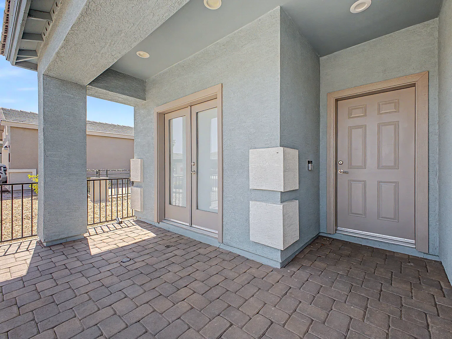 3 bed, 1705 sqft, $2,500 — Photo 4