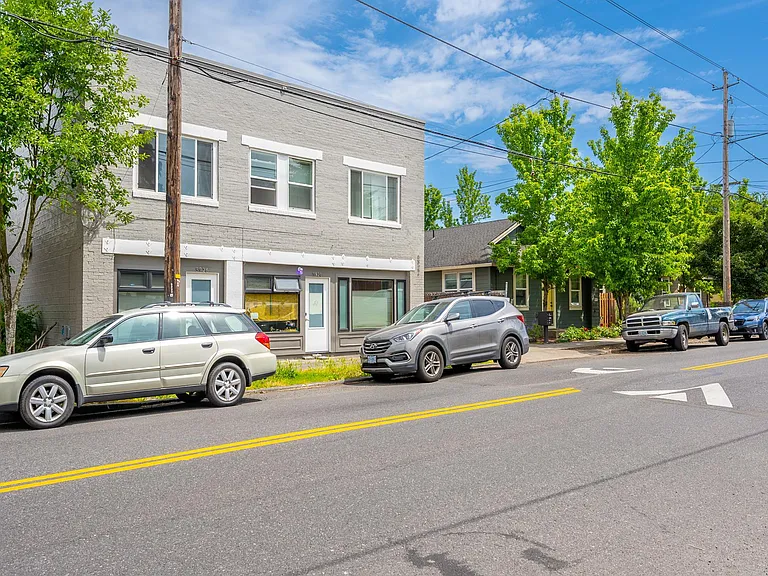 5924 N Albina Ave — Photo 12