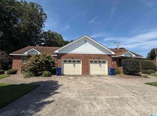 226 N Hambrick St, Albertville, AL 35950