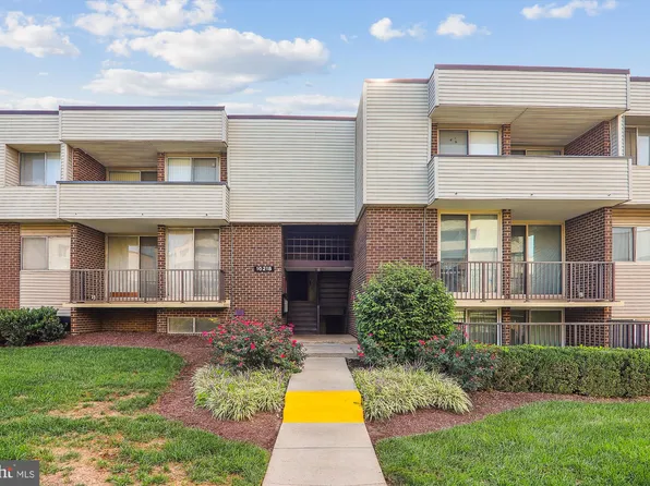 10218 Prince Pl APT 10-T5, Upper Marlboro, MD 20774