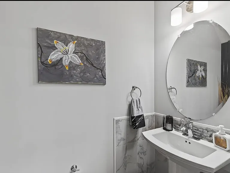 1009 White Marsh Rd — Photo 3
