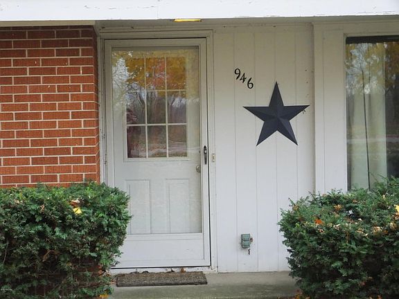 4th image of 946 Paw Paw Dr