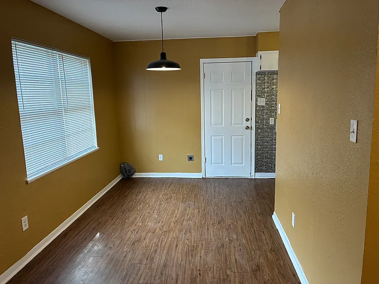1112A Northwood Dr #A — Photo 7