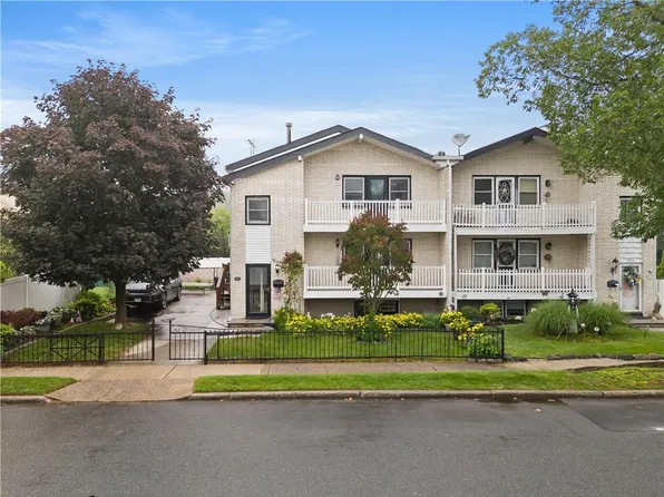 169 Redgrave Avenue image 1 of 31