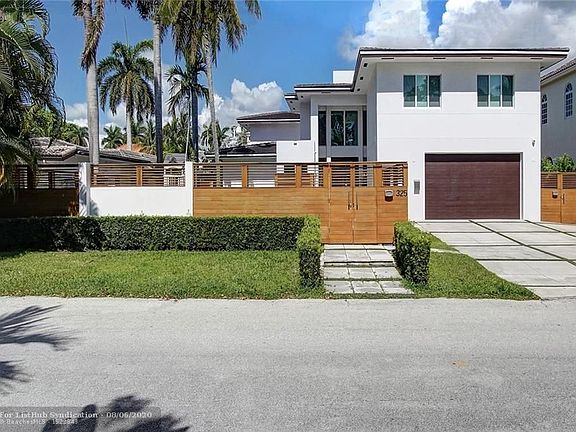 3rd image of 325 Seven Isles Dr