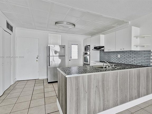 4th image of 2920 Point East Dr APT N408