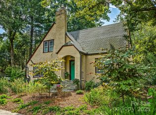 37 Warwick Rd, Asheville, NC 28803