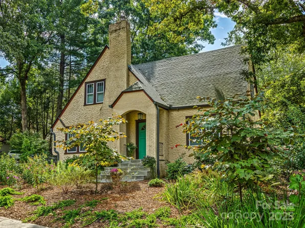 37 Warwick Rd, Asheville, NC 28803