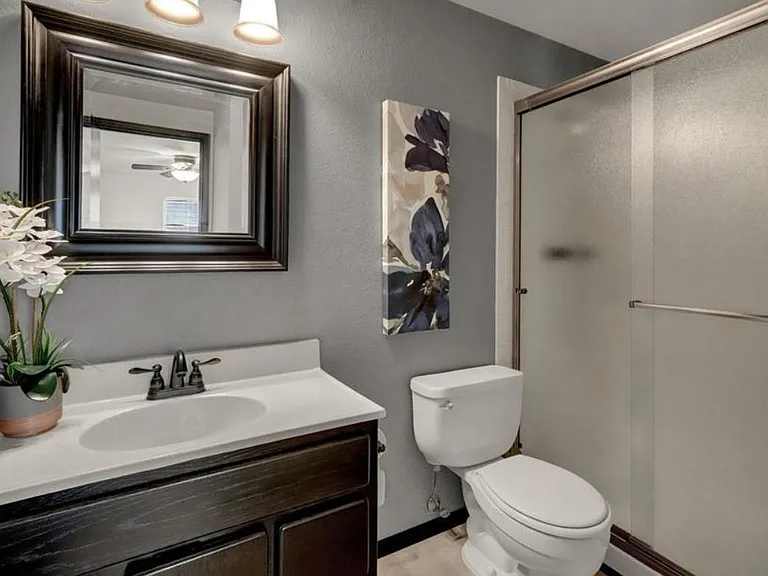 Basement full bath