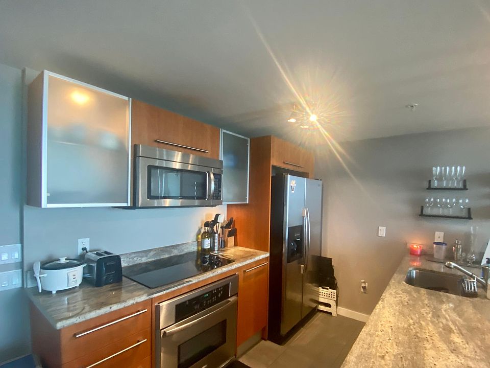 1st image of 185 SW 7th St APT 4206
