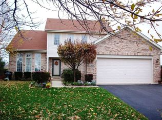 1365 Waterside Dr, Bolingbrook, IL 60490