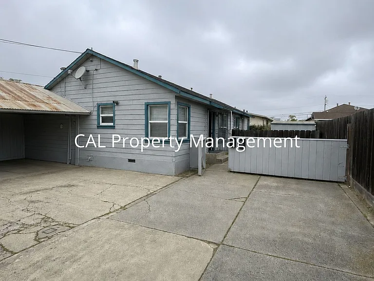 218 Rochex Ave #A — Photo 1