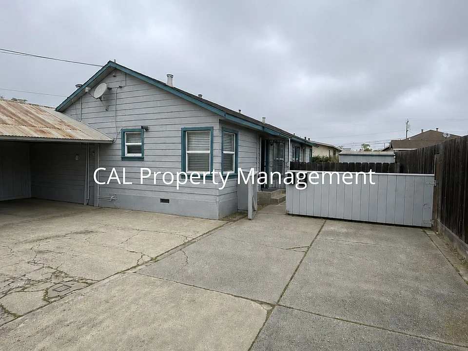 218 Rochex Ave #A
