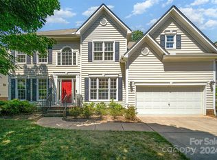 16731 Hampton Crossing Dr, Huntersville, NC 28078