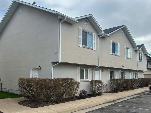 12 Fairway Ln #1, Logan, UT 84321