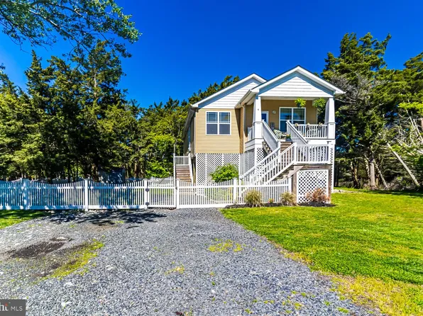 4 Surfside Blvd, Little Egg Harbor, NJ 08087