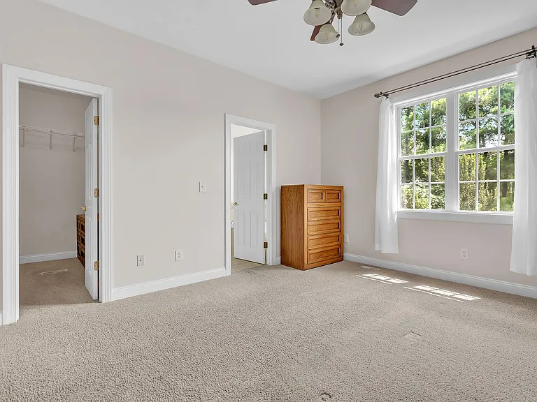 210 Raven Ridge Ct — Photo 25